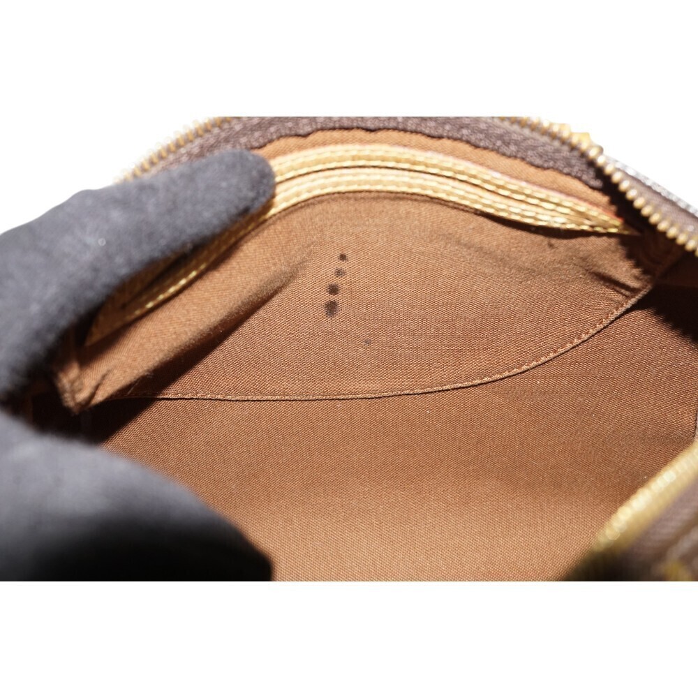 Louis Vuitton Speedy